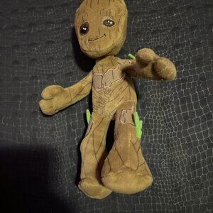Disney Store Groot 8 Inch Plush Marvel Guardians of the Galaxy Vol 2 Authentic